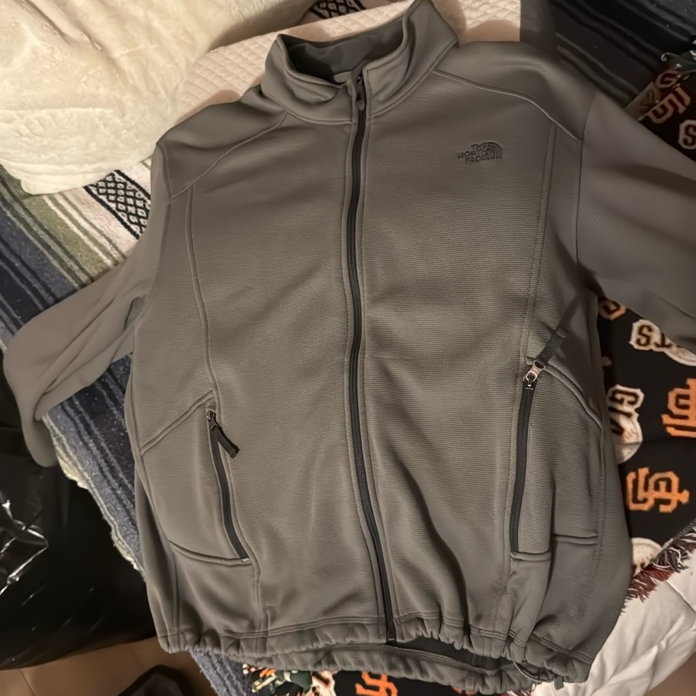 The North Face Men's L Gray Jacket